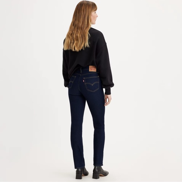 724 Levi’s High Rise Slim Straight Jeans - Picture 3 of 11